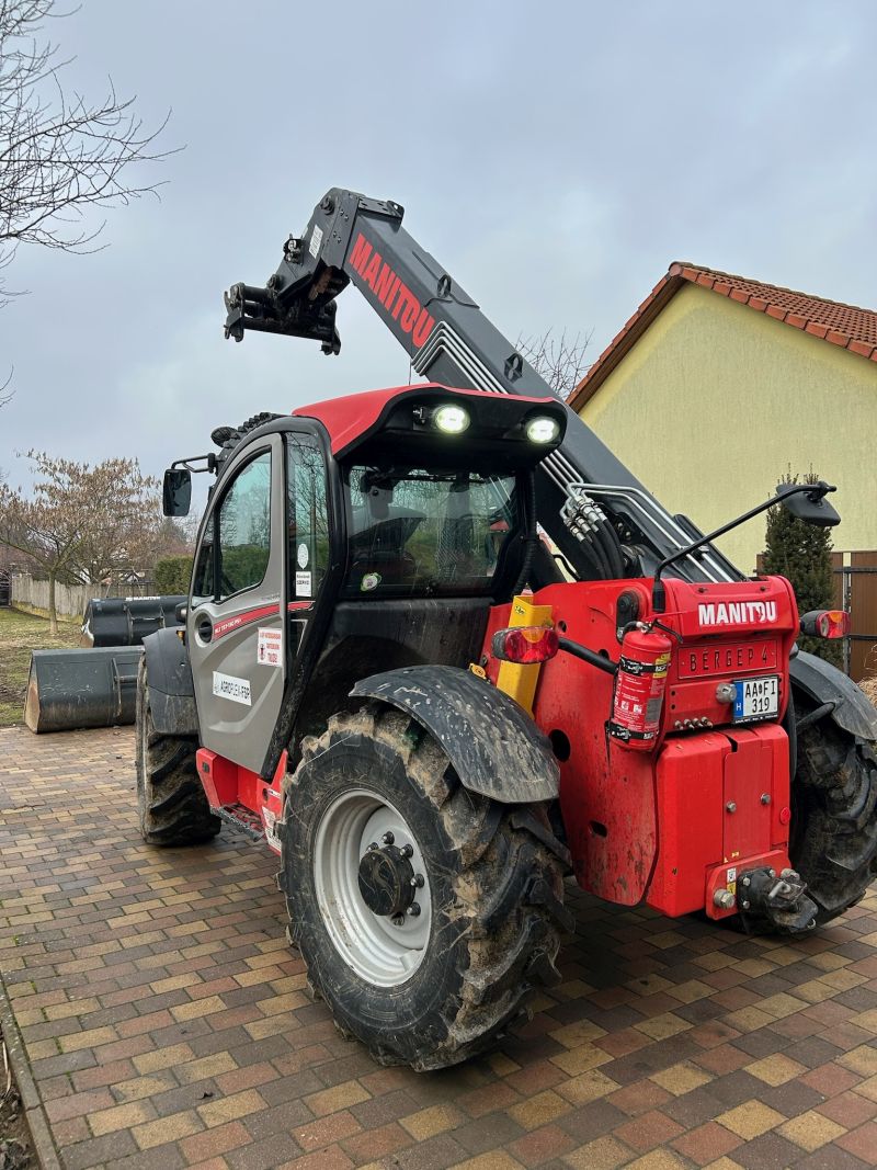 eladó használt Manitou MLT 737 - 130 LSU (7) eladó manitou teleszkópos rakodó